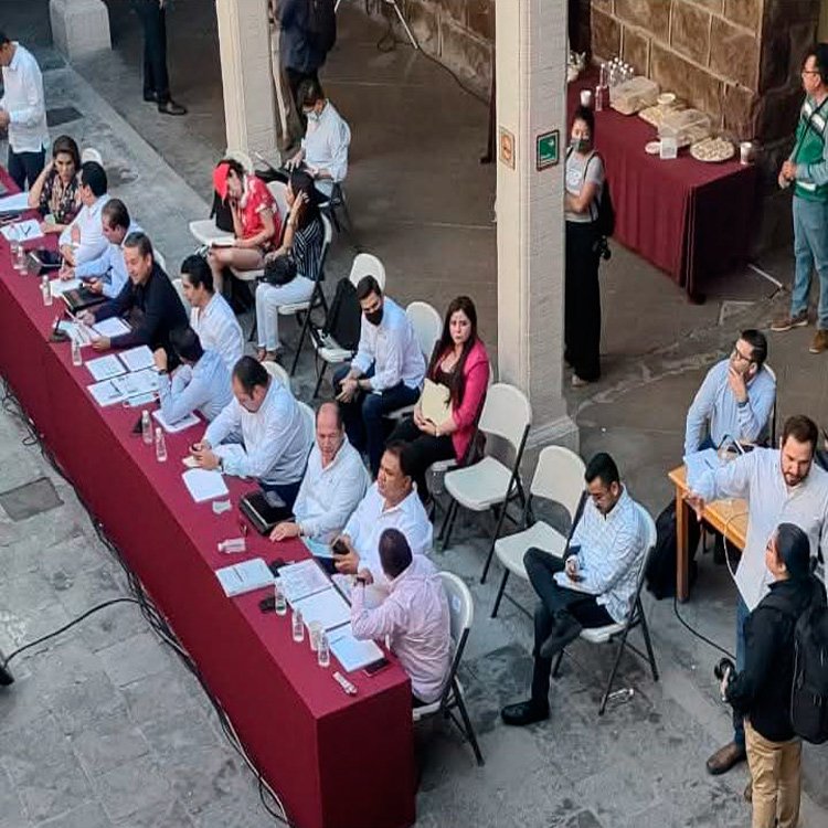 Reunión en el Municipio de Guaymas.